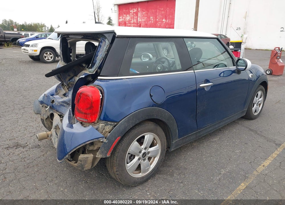 2014 MINI HARDTOP COOPER VIN: WMWXM5C5XET936332