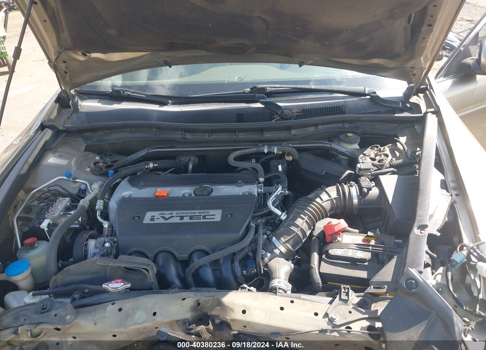 2009 HONDA ACCORD 2.4 EX-L VIN: 1HGCP26889A008082