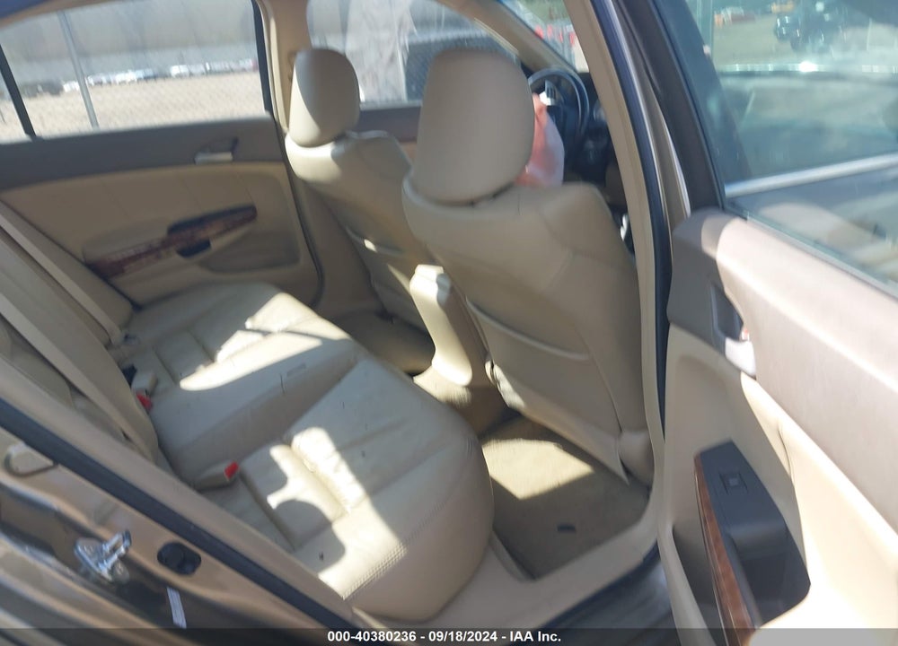 2009 HONDA ACCORD 2.4 EX-L VIN: 1HGCP26889A008082