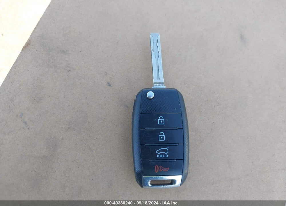 2015 KIA SOUL VIN: KNDJN2A22F7781105