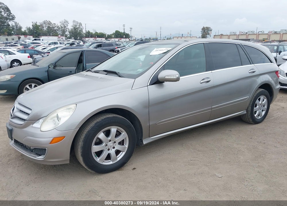 2007 MERCEDES-BENZ R 350 4MATIC VIN: 4JGCB65E57A042825