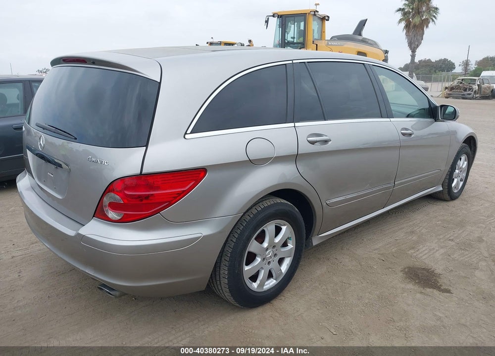 2007 MERCEDES-BENZ R 350 4MATIC VIN: 4JGCB65E57A042825