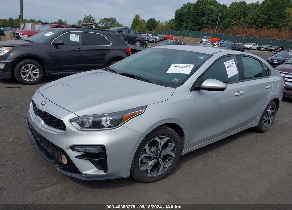 2021 KIA FORTE LXS VIN: 3KPF24AD8ME330950