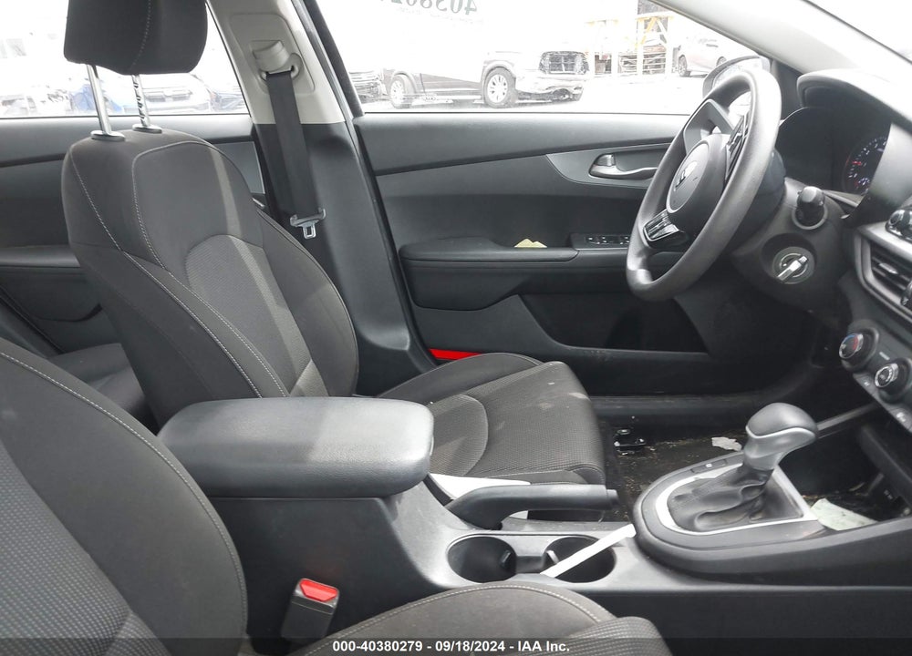 2021 KIA FORTE LXS VIN: 3KPF24AD8ME330950