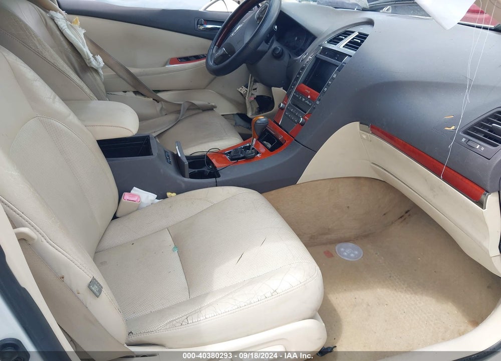 2011 LEXUS ES 350 VIN: JTHBK1EG4B2444177