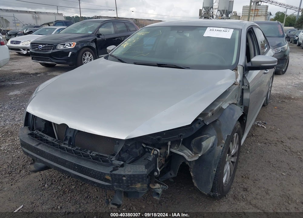 2013 VOLKSWAGEN PASSAT 2.5L S VIN: 1VWAP7A37DC087057