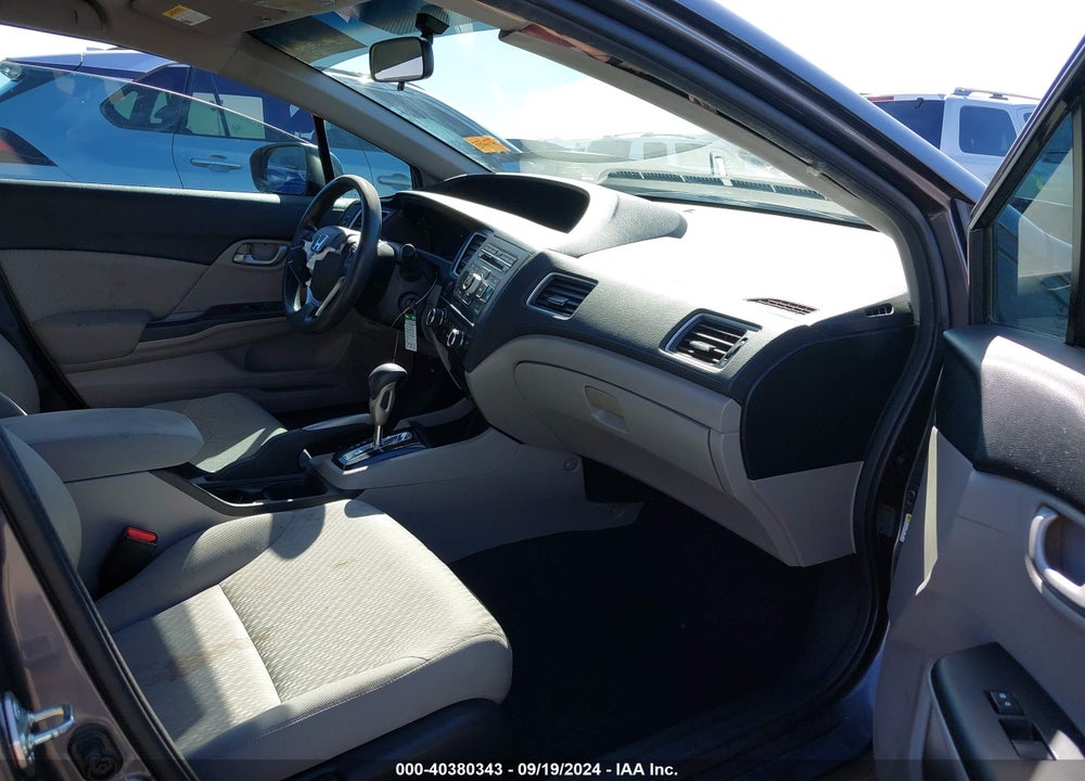 2015 HONDA CIVIC LX VIN: 2HGFB2F52FH552284
