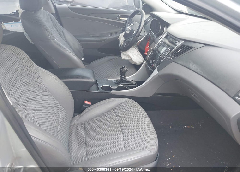 2011 HYUNDAI SONATA SE VIN: 5NPEC4ACXBH096206