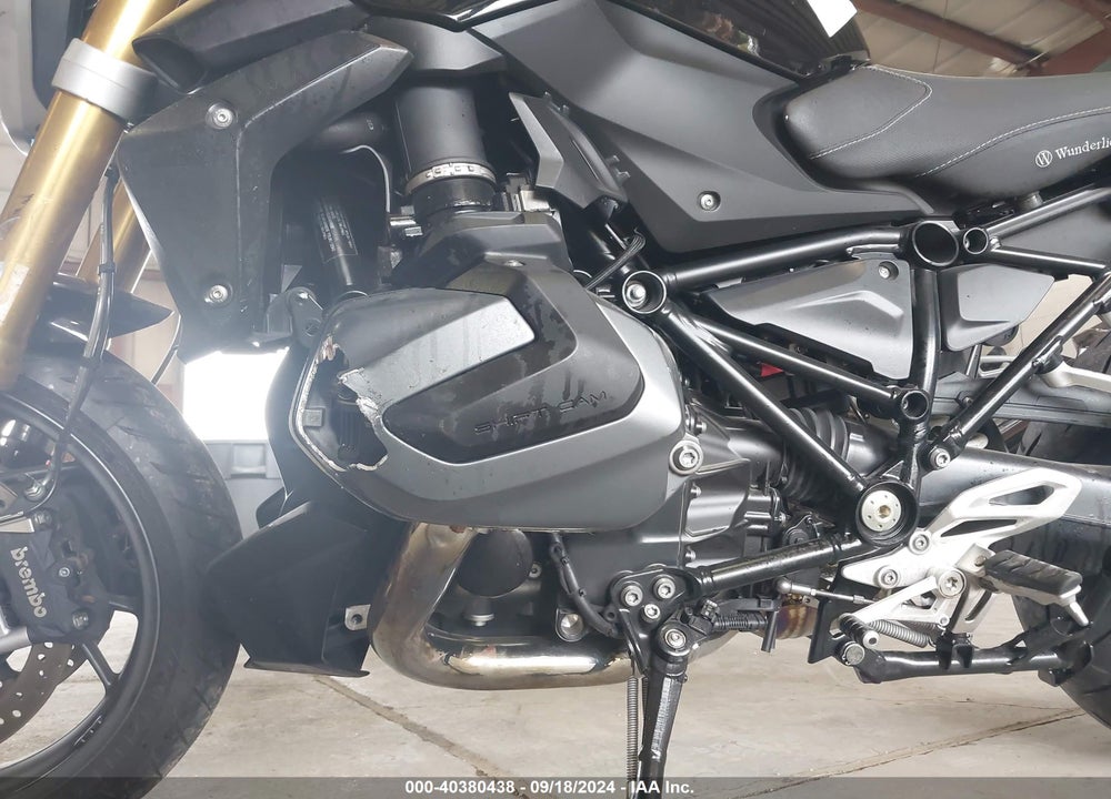 2020 BMW R 1250 R VIN: WB10J7304LZG69891