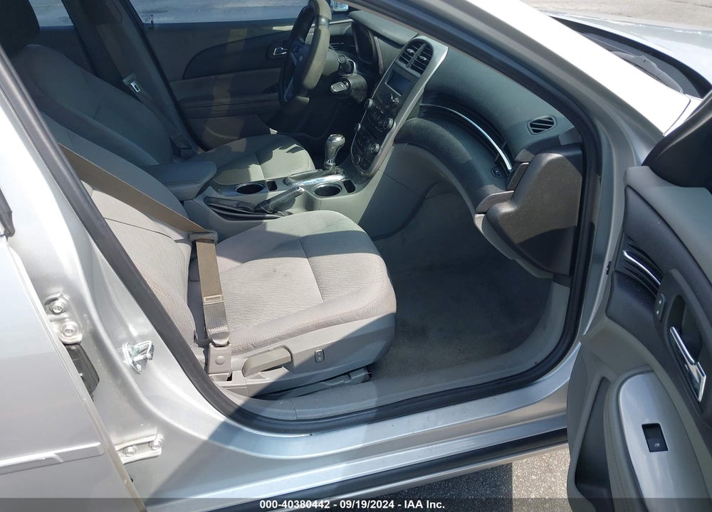 2015 CHEVROLET MALIBU 1FL VIN: 1G11A5SL2FF318822