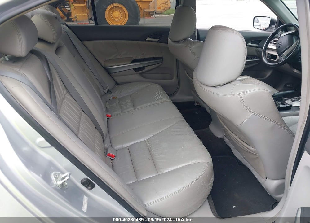 2009 HONDA ACCORD 2.4 EX-L VIN: 1HGCP268X9A031380