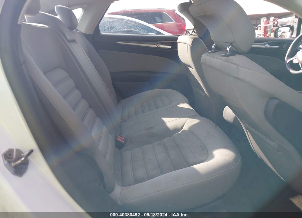 2013 FORD FUSION S VIN: 3FA6P0G78DR373405