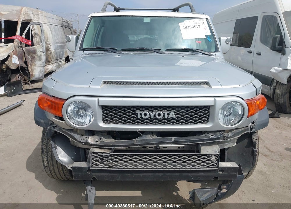2007 TOYOTA FJ CRUISER VIN: JTEZU11F470011870