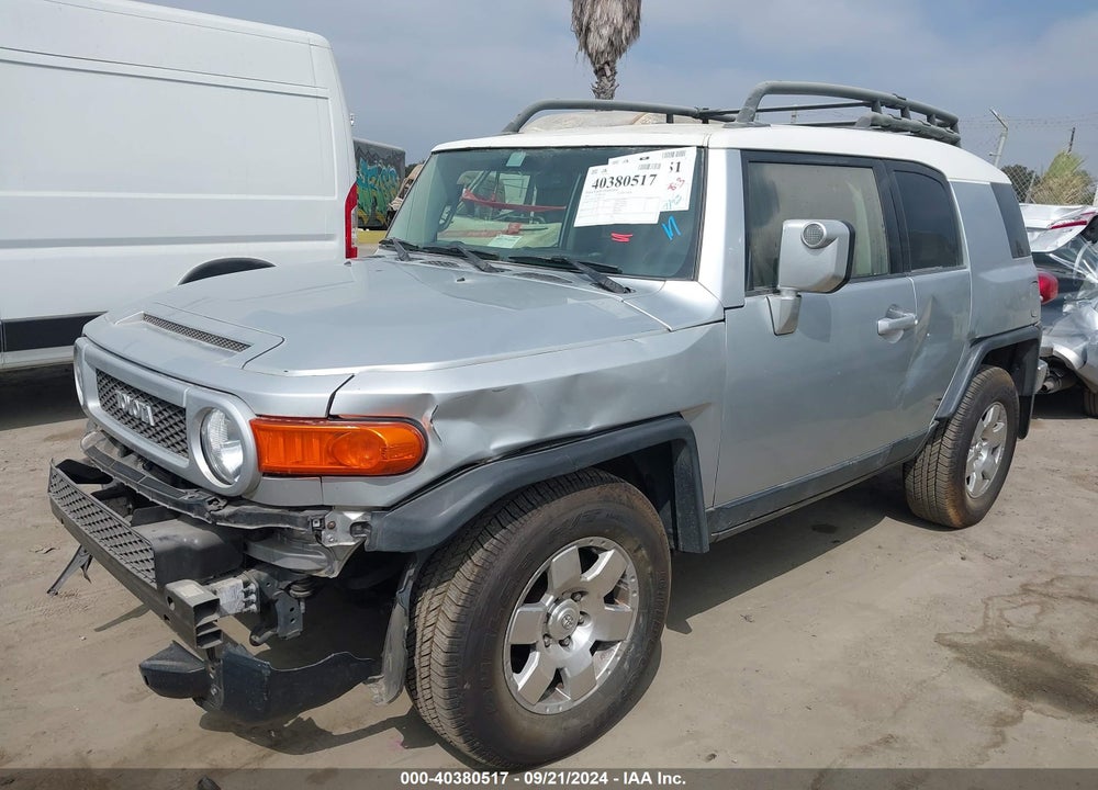 2007 TOYOTA FJ CRUISER VIN: JTEZU11F470011870
