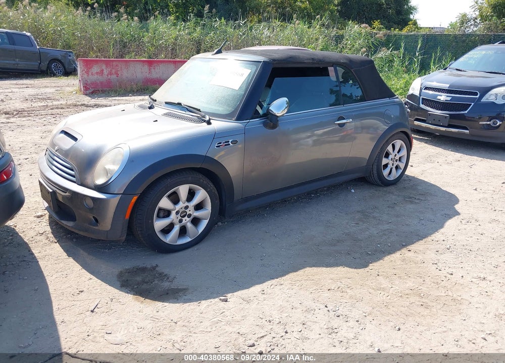 2005 MINI COOPER S VIN: WMWRH33485TK55272
