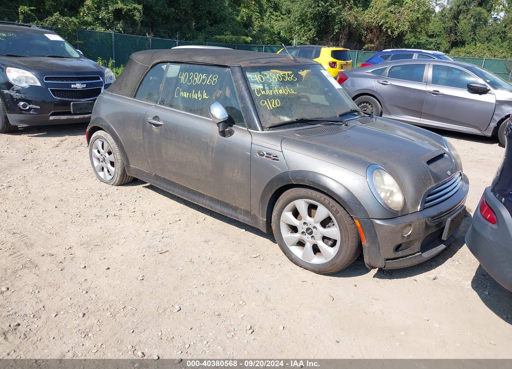 2005 MINI COOPER S VIN: WMWRH33485TK55272