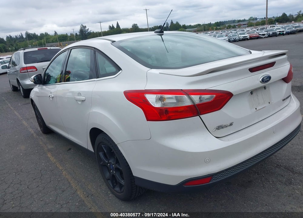 2012 FORD FOCUS TITANIUM VIN: 1FAHP3J20CL238715