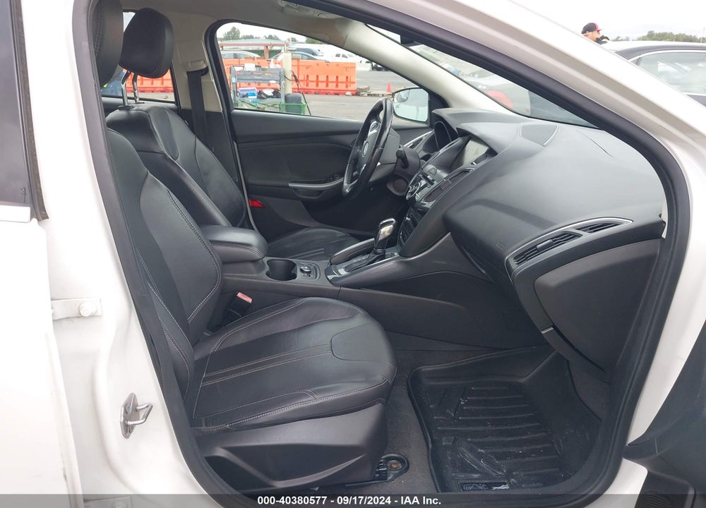 2012 FORD FOCUS TITANIUM VIN: 1FAHP3J20CL238715