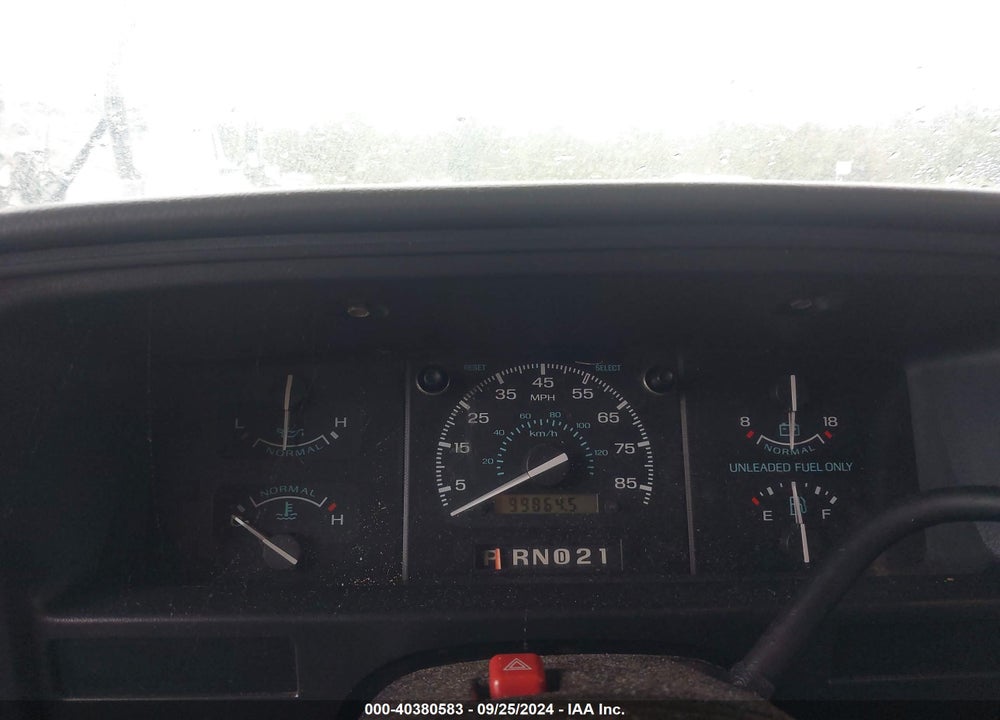 1993 FORD ECONOLINE E350 CUTAWAY VAN VIN: 1FDKE30G6PHB93108