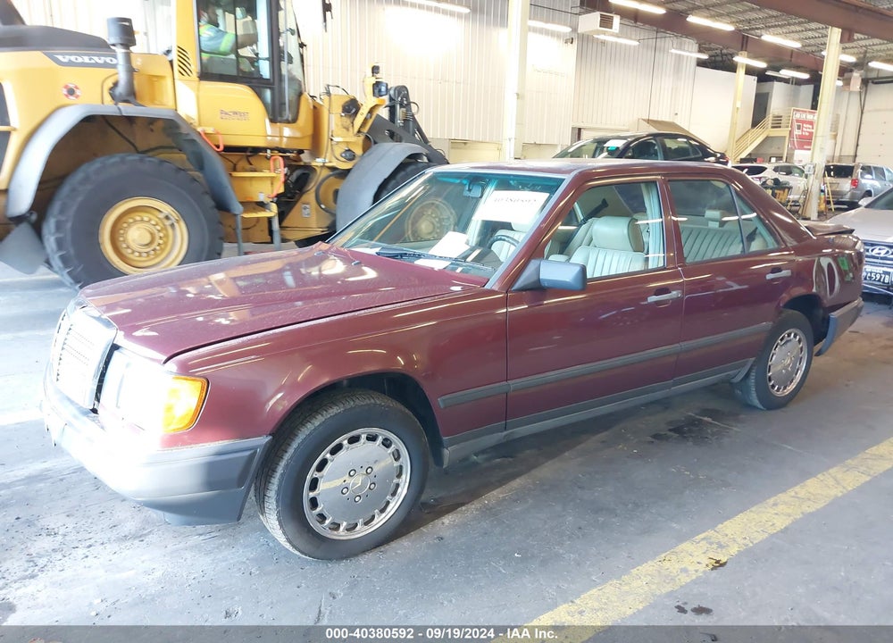1989 MERCEDES-BENZ 300 E VIN: WDBEA30D9KA855055