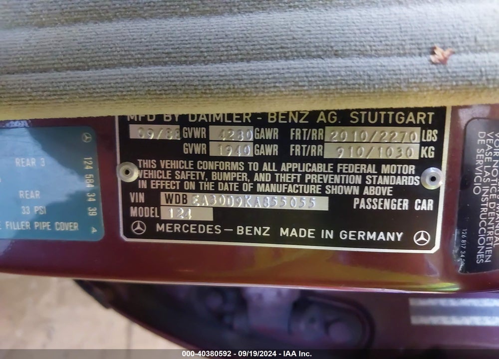 1989 MERCEDES-BENZ 300 E VIN: WDBEA30D9KA855055