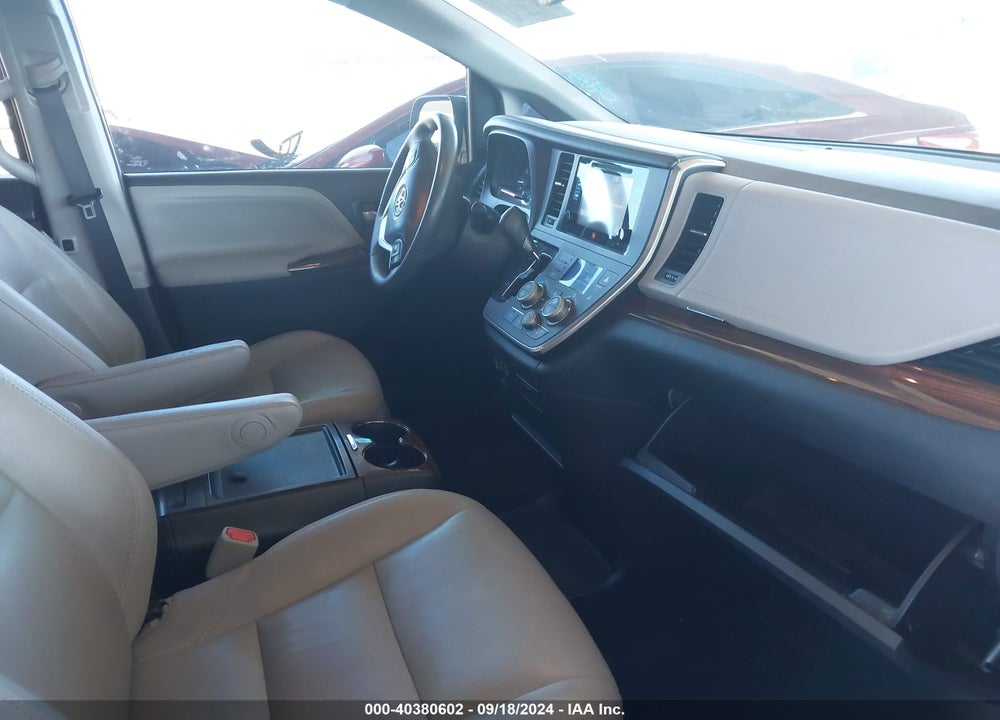 2016 TOYOTA SIENNA LIMITED 7 PASSENGER VIN: 5TDDK3DC7GS140054