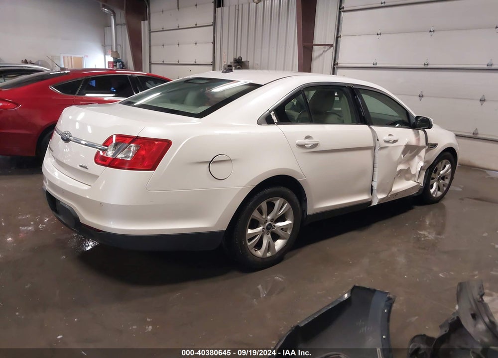 2010 FORD TAURUS SEL VIN: 1FAHP2EW7AG110078