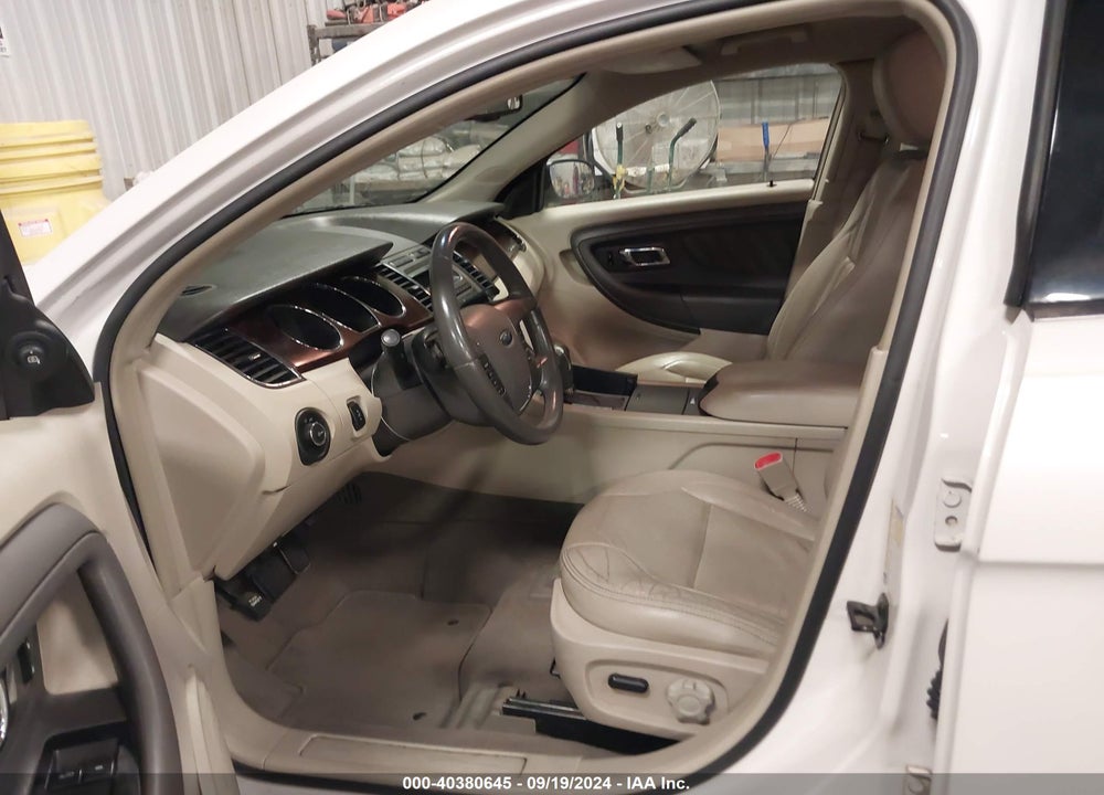 2010 FORD TAURUS SEL VIN: 1FAHP2EW7AG110078