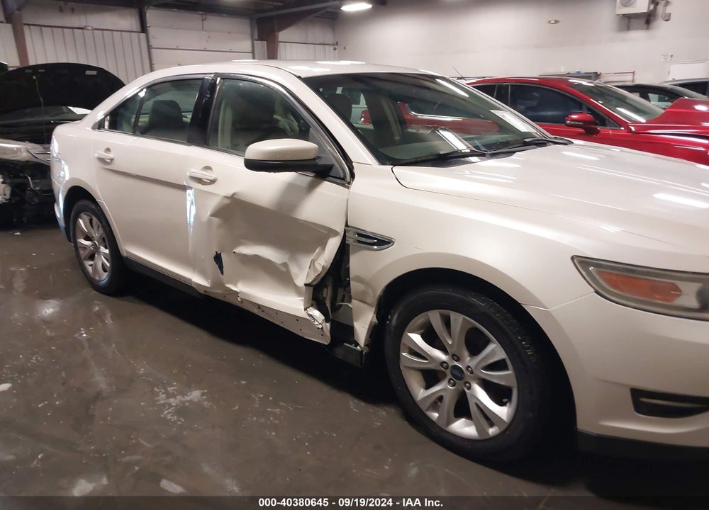 2010 FORD TAURUS SEL VIN: 1FAHP2EW7AG110078