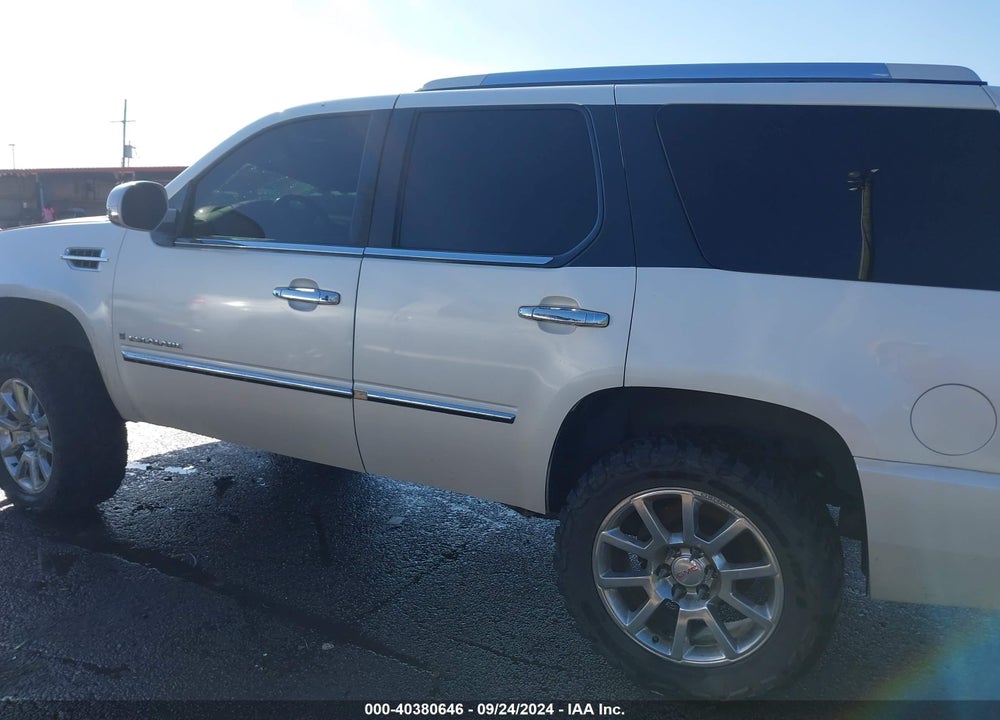 2008 CADILLAC ESCALADE STANDARD VIN: 1GYEC63878R223199