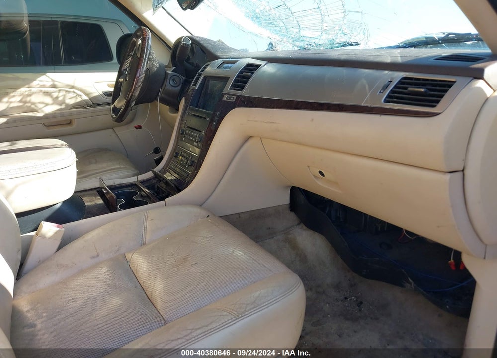 2008 CADILLAC ESCALADE STANDARD VIN: 1GYEC63878R223199