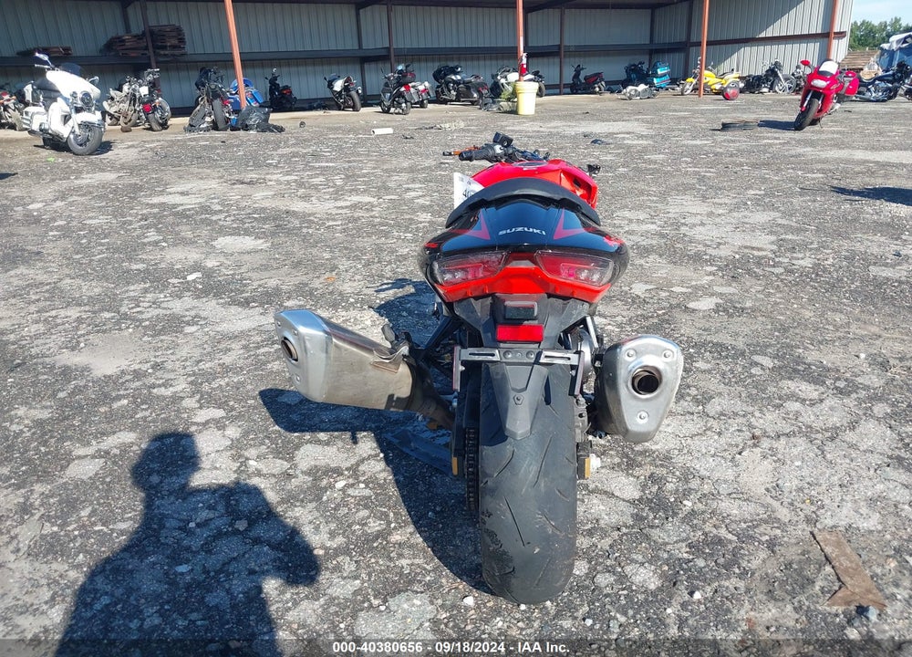 2024 SUZUKI GSX1300 RR VIN: JS1EJ11D6R7100225