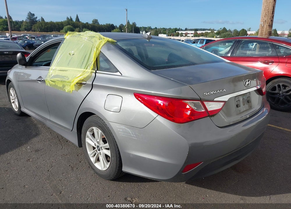 2014 HYUNDAI SONATA VIN: 5NPEB4AC7EH881564