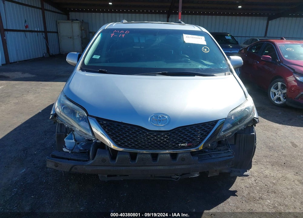 2015 TOYOTA SIENNA SE 8 PASSENGER VIN: 5TDXK3DCXFS541707