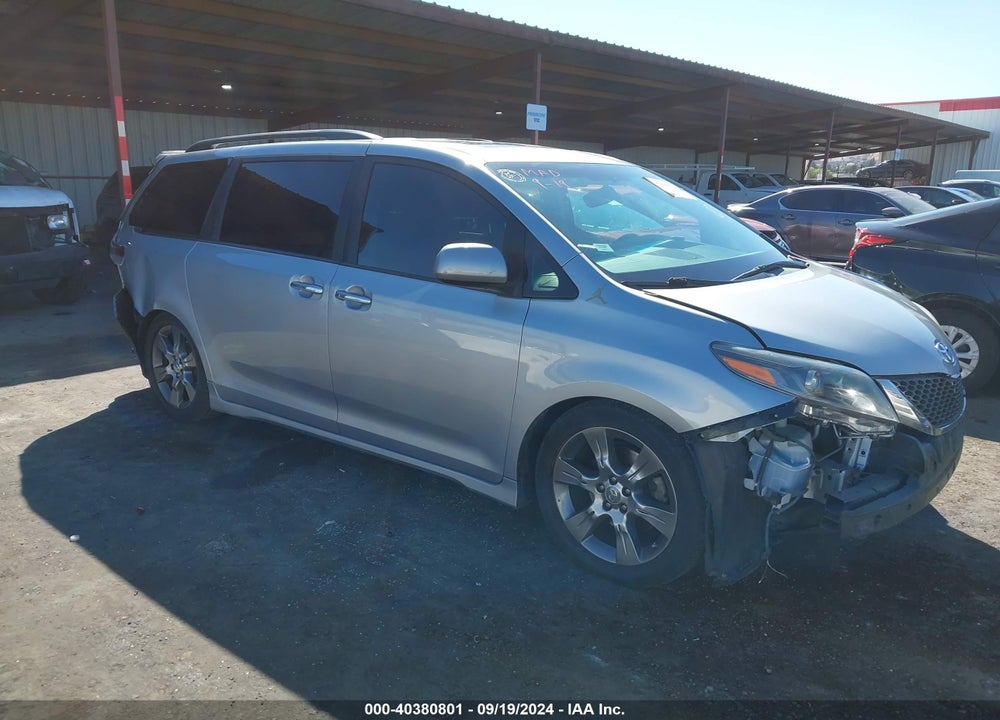 2015 TOYOTA SIENNA SE 8 PASSENGER VIN: 5TDXK3DCXFS541707