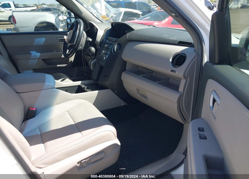 2013 HONDA PILOT EX-L VIN: 5FNYF3H52DB020258