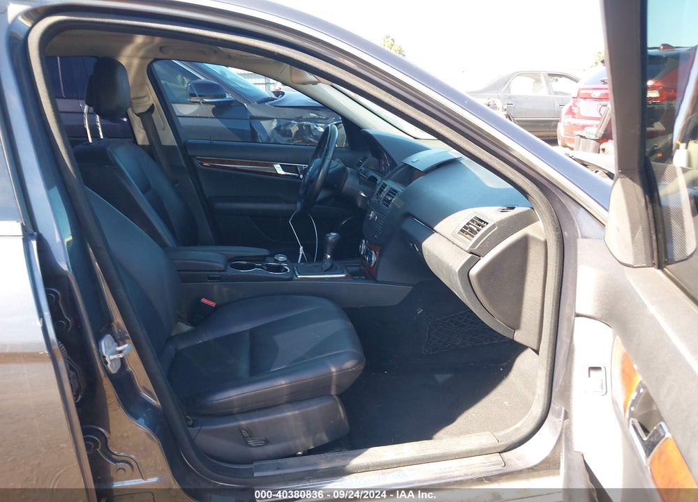 2010 MERCEDES-BENZ C 300 LUXURY 4MATIC/SPORT 4MATIC VIN: WDDGF8BB2AF464695