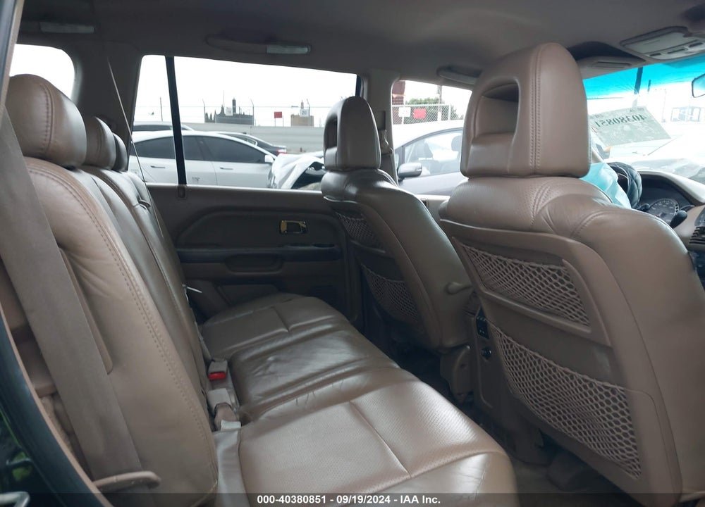 2004 HONDA PILOT EX-L VIN: 2HKYF186X4H511434