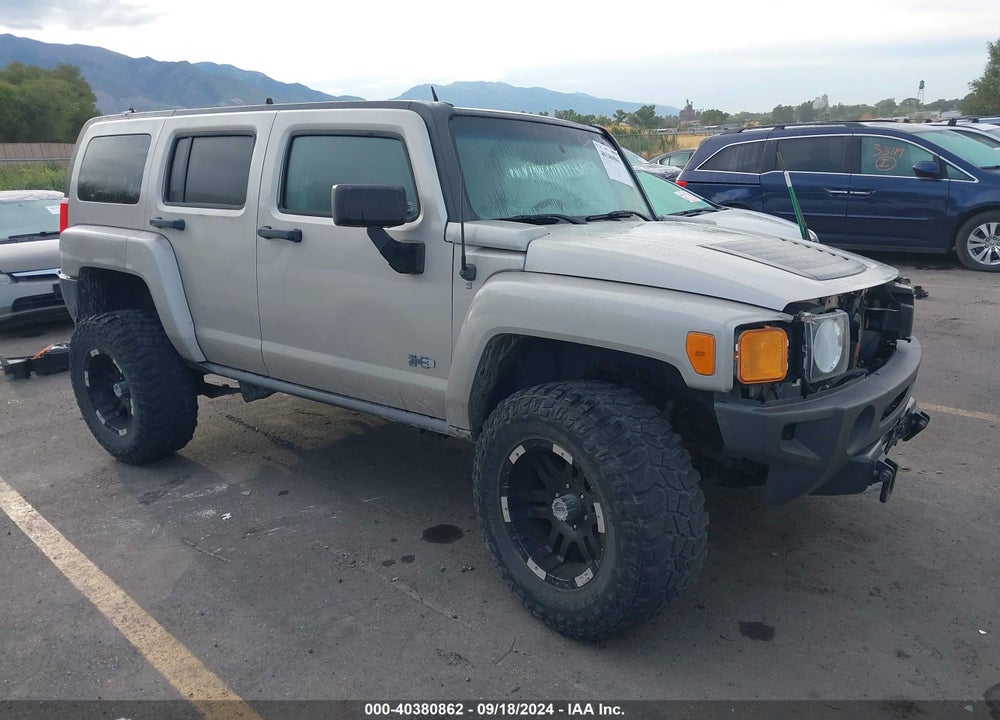 2006 HUMMER H3 SUV VIN: 5GTDN136468217837