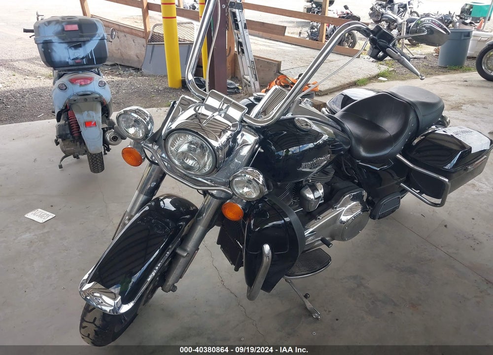 2020 HARLEY-DAVIDSON FLHR VIN: 1HD1FBC12LB653570