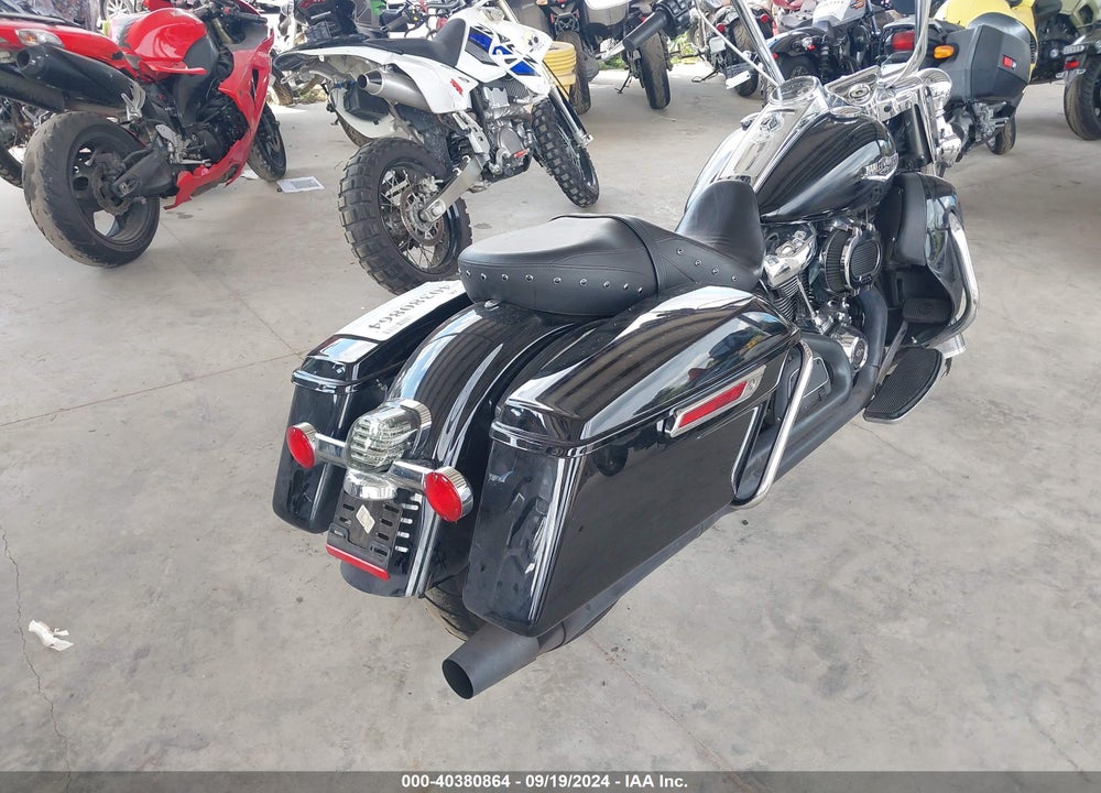 2020 HARLEY-DAVIDSON FLHR VIN: 1HD1FBC12LB653570