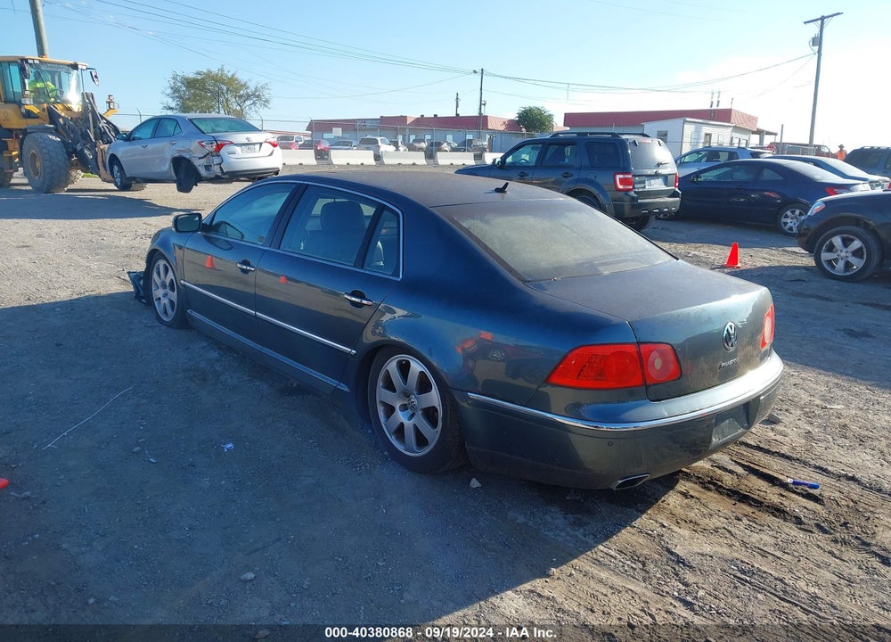 2004 VOLKSWAGEN PHAETON V8 VIN: WVWAF63D948009405