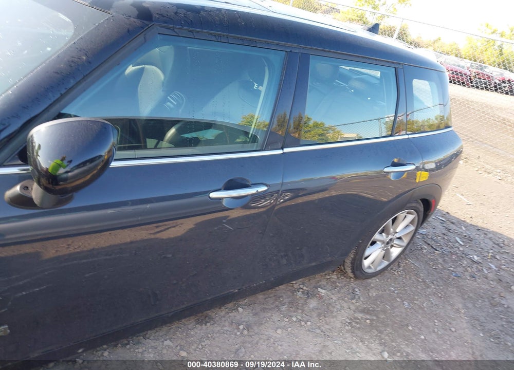 2017 MINI CLUBMAN COOPER S VIN: WMWLU5C59H2E82182