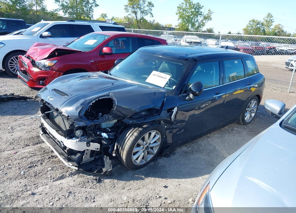 2017 MINI CLUBMAN COOPER S VIN: WMWLU5C59H2E82182