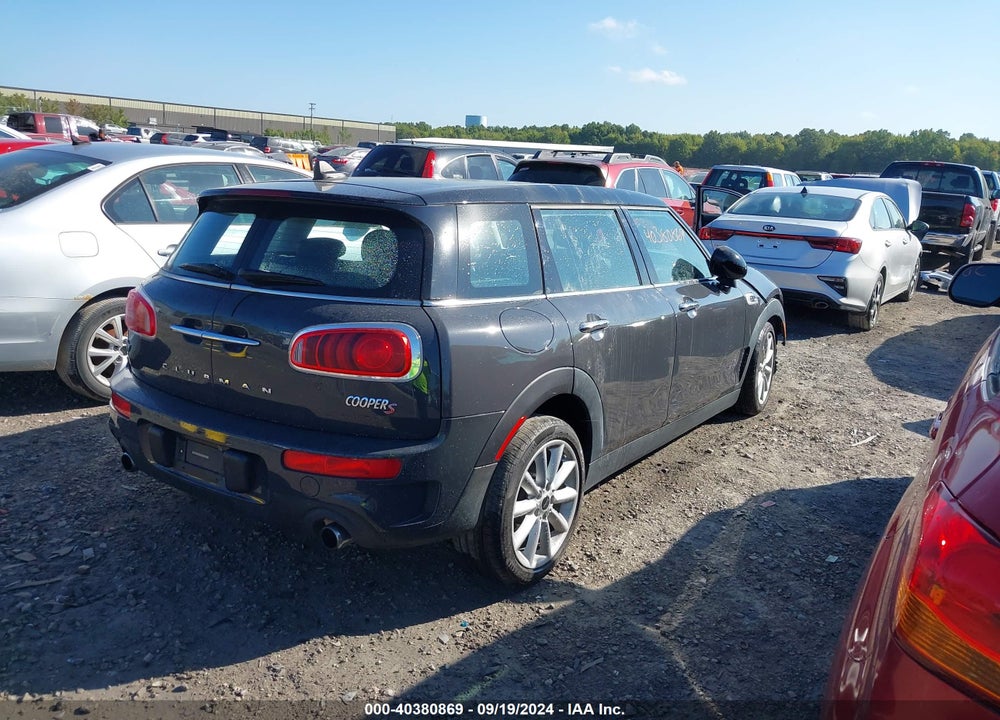 2017 MINI CLUBMAN COOPER S VIN: WMWLU5C59H2E82182