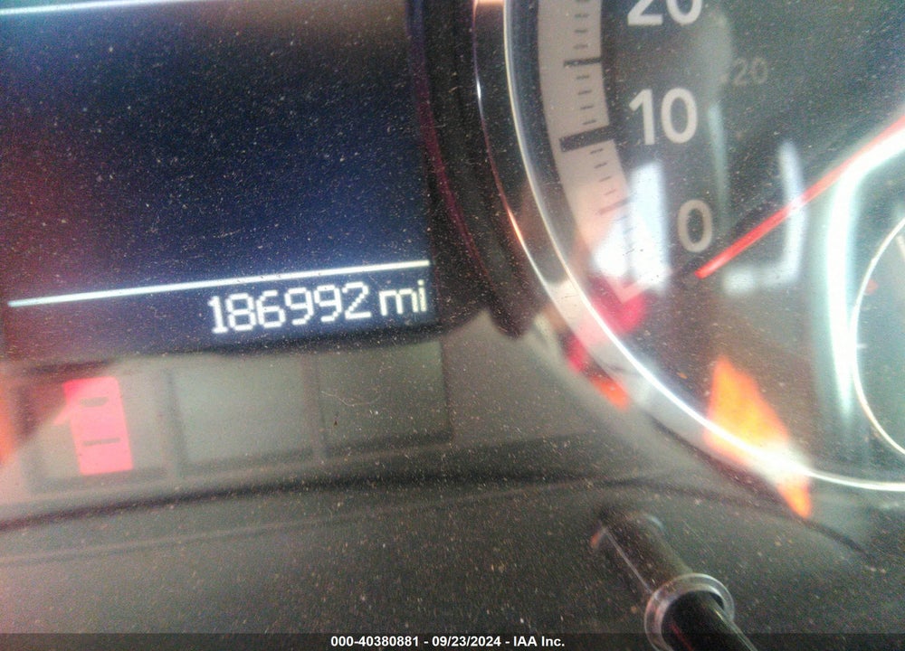 2011 RAM 1500 SLT VIN: 1D7RV1GT9BS548896