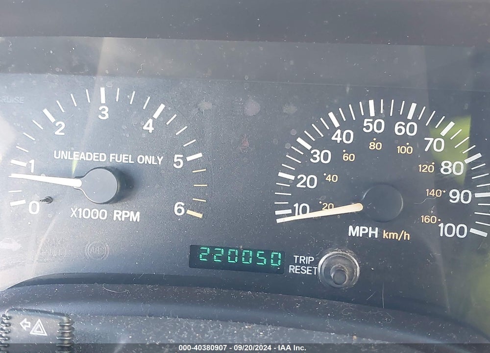 1999 JEEP CHEROKEE CLASSIC/SPORT VIN: 1J4FT68S2XL660246