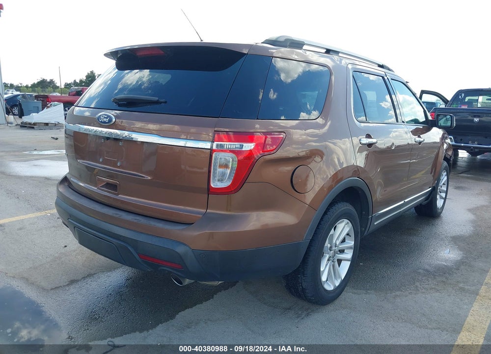 2011 FORD EXPLORER XLT VIN: 1FMHK7D86BGA10947