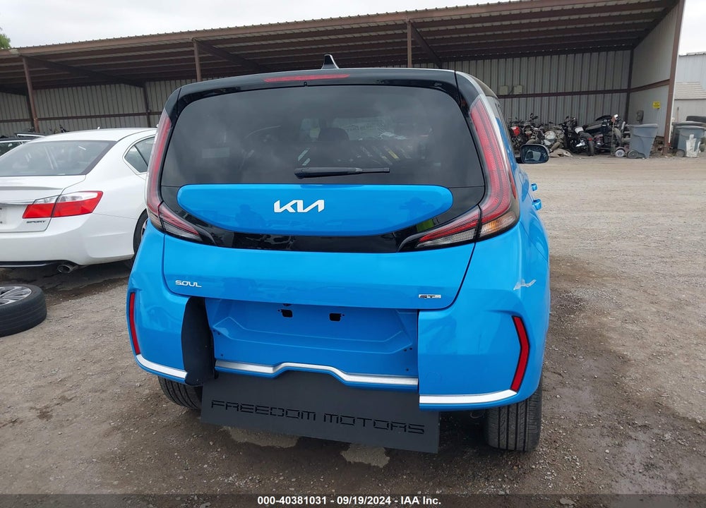 2023 KIA SOUL VIN: KNDJ53AU0P7208695