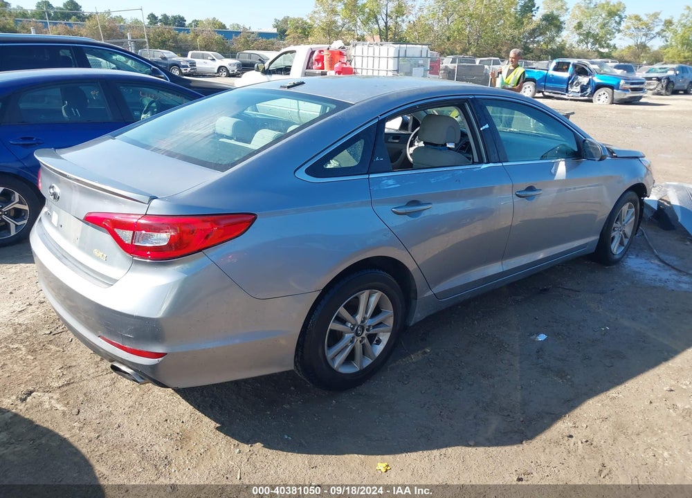 2016 HYUNDAI SONATA SE VIN: 5NPE24AF5GH285365